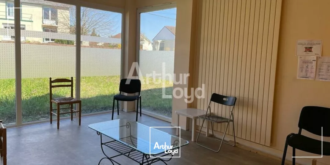 VENDOME - A VENDRE - BUREAUX DE 330 M² - GARE TGV A 5 KM