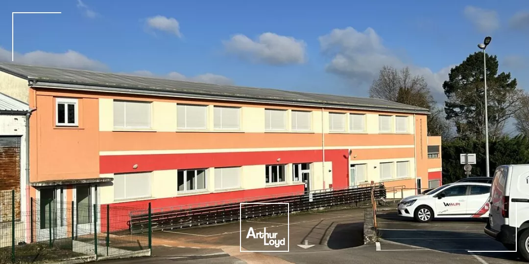 Montceau les Mines - A VENDRE BUREAUX DE 560 M² environ 