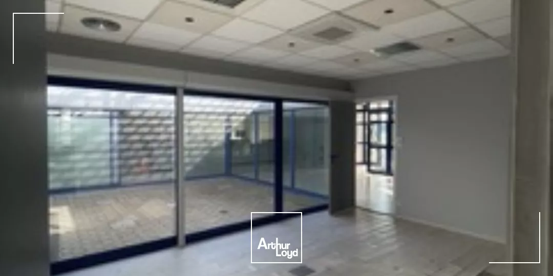 MACON SUD - Local commercial à louer