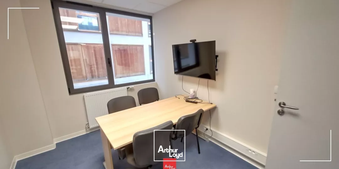 A LOUER BUREAUX ATYPIQUES SECTEUR ESPLANADE GRENOBLE