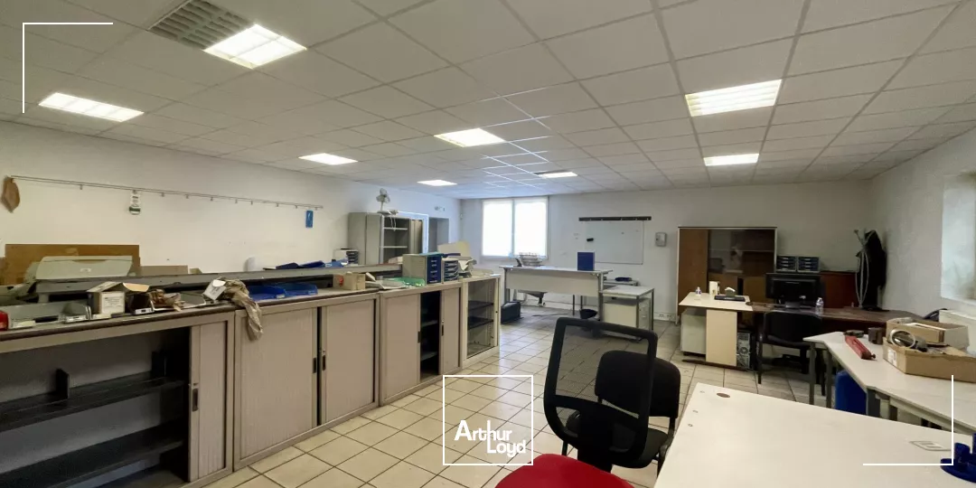 Locaux d'activité à vendre à VERNEUIL SUR AVRE 27130