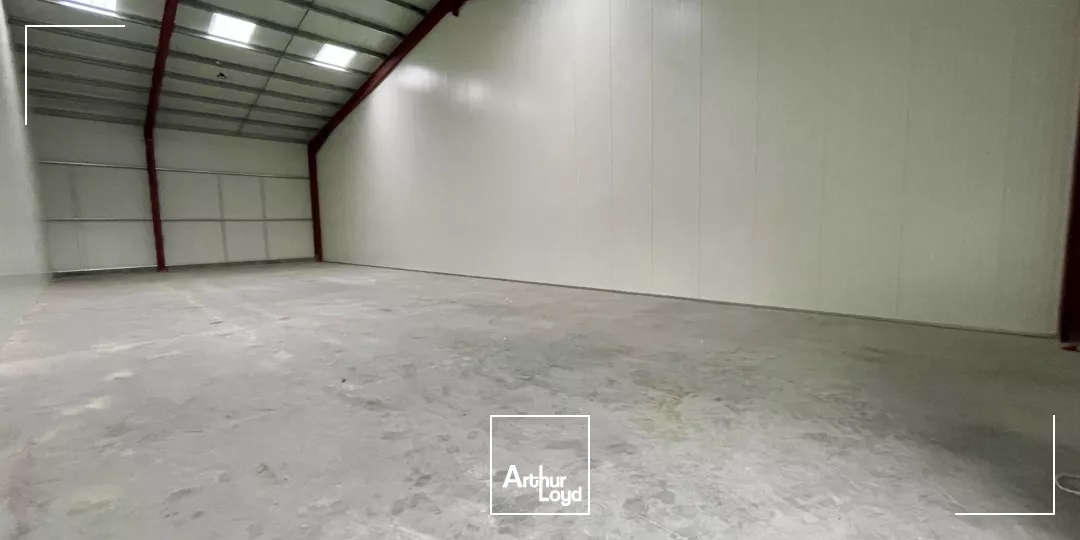 Locaux d'activité à louer à EPAIGNES 27260