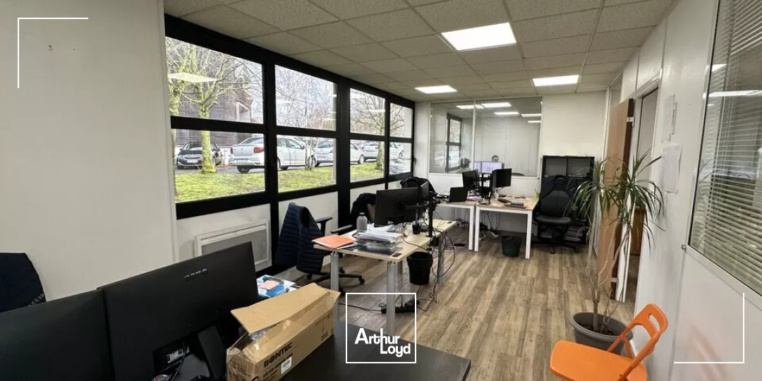 Bureaux d'environ 129 m2 (SUB) - REIMS FARMAN