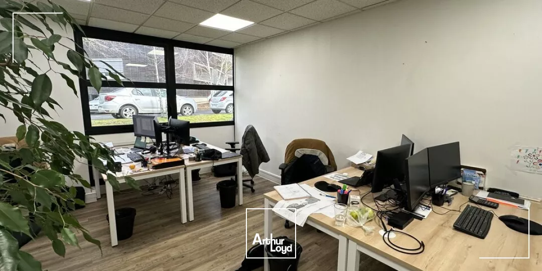 Bureaux d'environ 129 m2 (SUB) - REIMS FARMAN