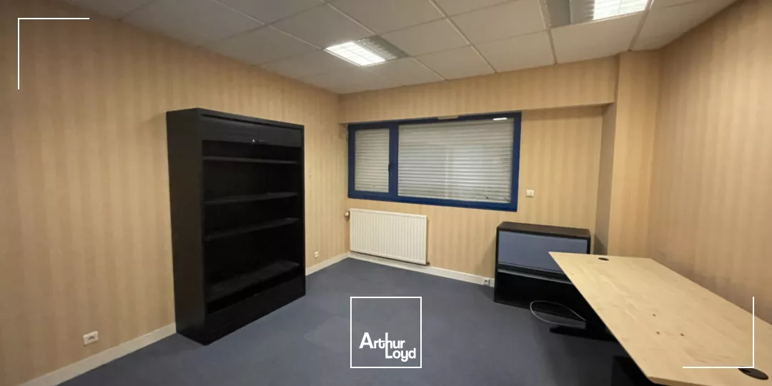 Bâtiment indépendant Axe Nantes Vannes 