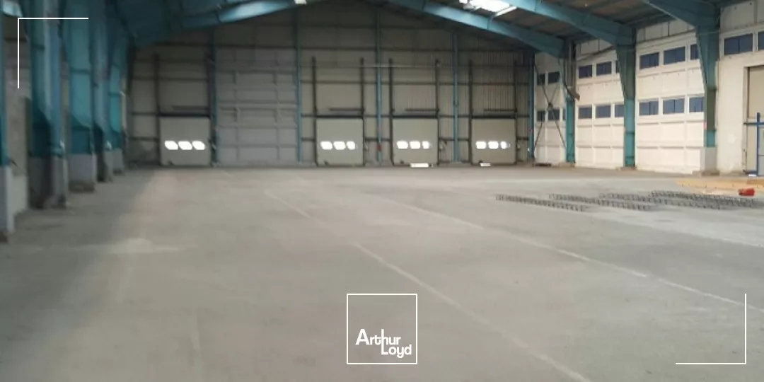 HENDAYE - Entrepôt avec surfaces disponibles de 1.000 m² à 2.000 m²