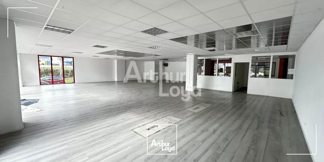 BELLE VISIBILITE - EN PLEIN COEUR DE LA ZI SUD EST