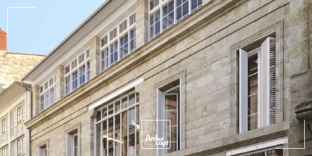 Opportunité d'acquérir un bâtiment indépendant de bureaux de 766 m² entièrement restructuré en hyper-centre de Bordeaux