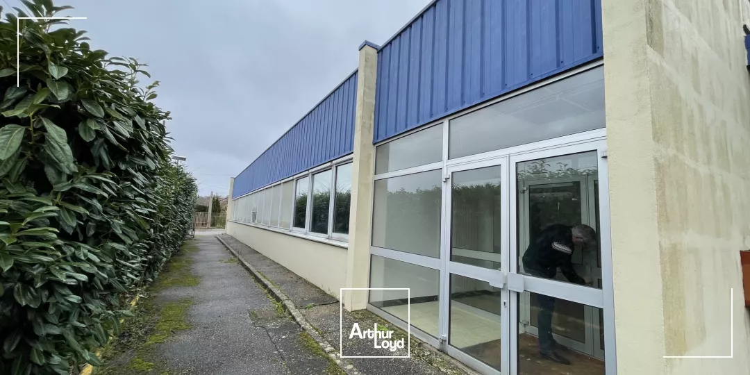 Bureaux à louer à MENILLES 27120