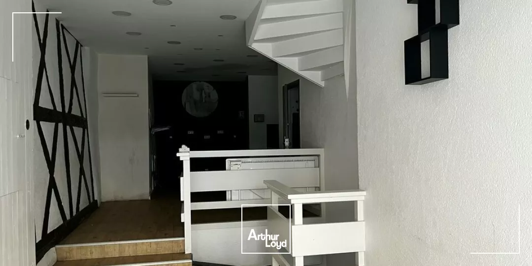 BOURGES - A LOUER - LOCAL COMMERCIAL DE 61 m²