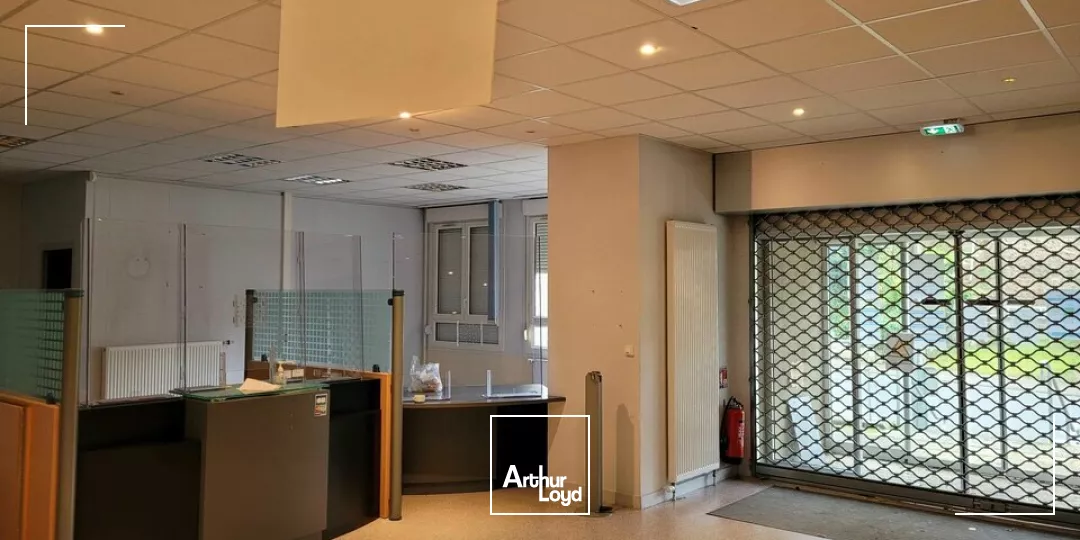 LOCATION IMMEUBLE BUREAUX SAINT CALAIS