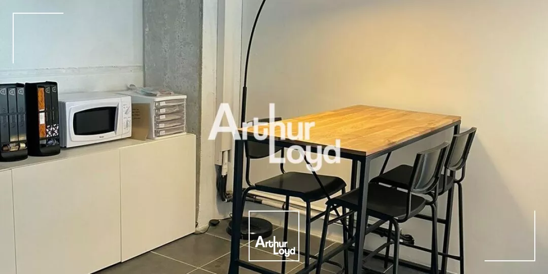 Bureaux à louer 52 m² au 1er étage - Quartier affaires Puget-sur-Argens 