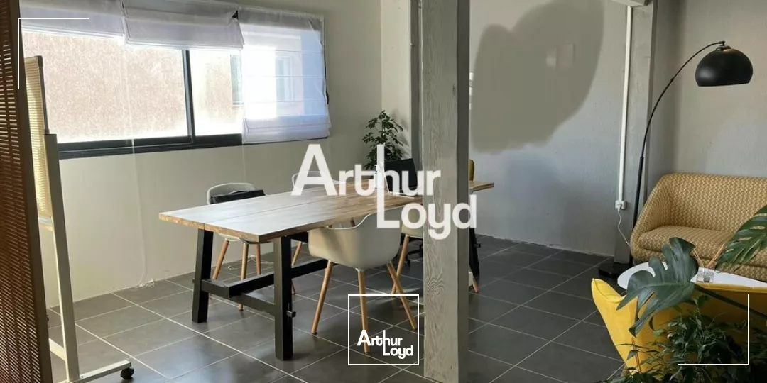 Bureaux à louer 52 m² au 1er étage - Quartier affaires Puget-sur-Argens 