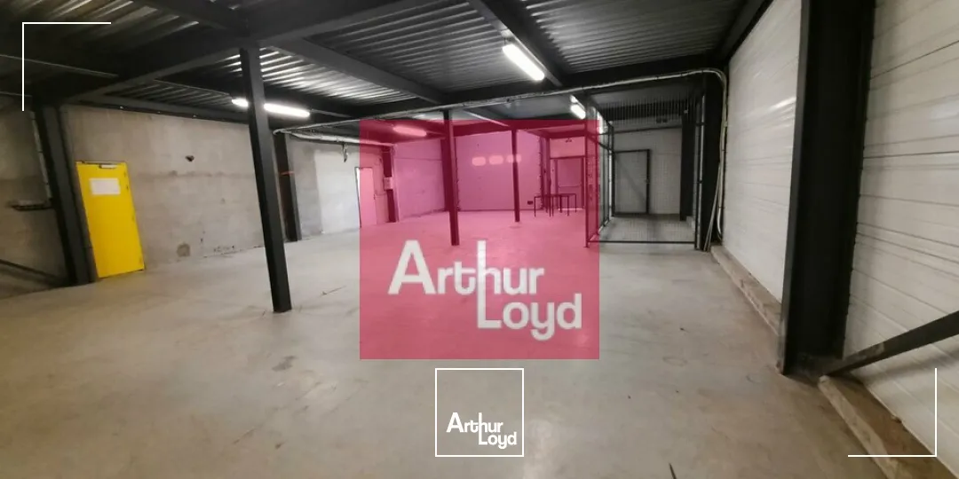 Locaux d'activité & Entrepôts - Location - ROMAGNAT - 63540 - 775-775 - 6458323