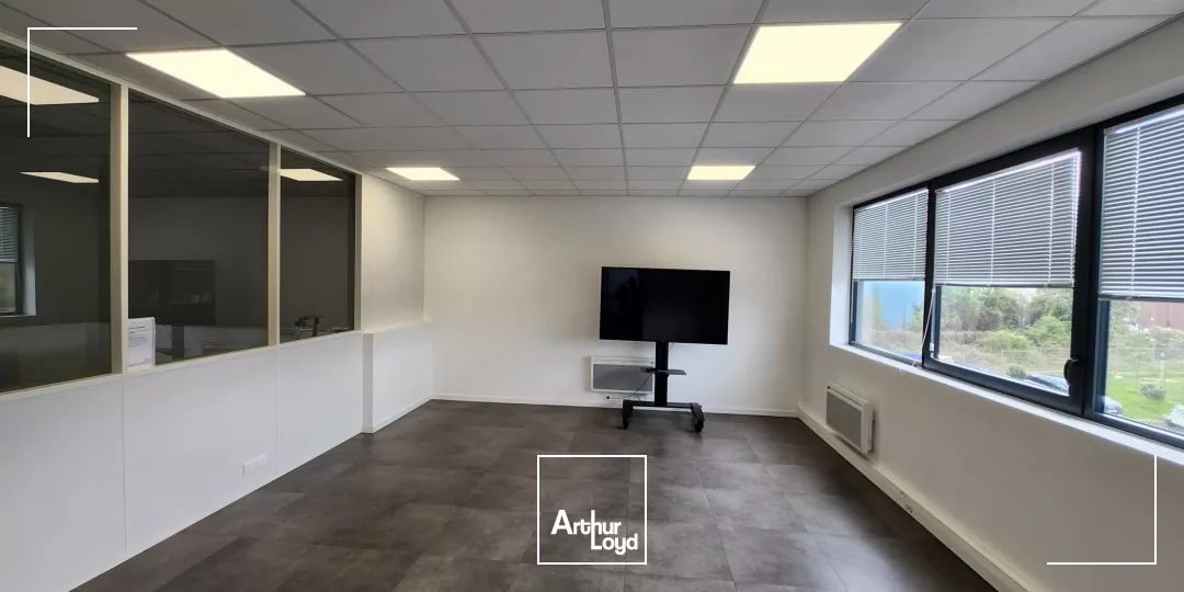 Bureaux à louer à CORMEILLES EN PARISIS 95240