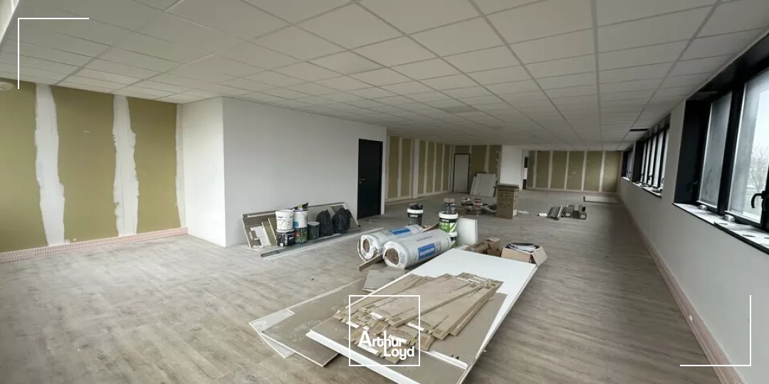 PLATEAU DE BUREAUX d'environ 160m2 - REIMS BEZANNES