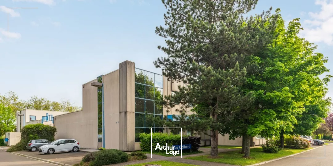 Locaux d'activité à louer à LA VERRIERE 78320