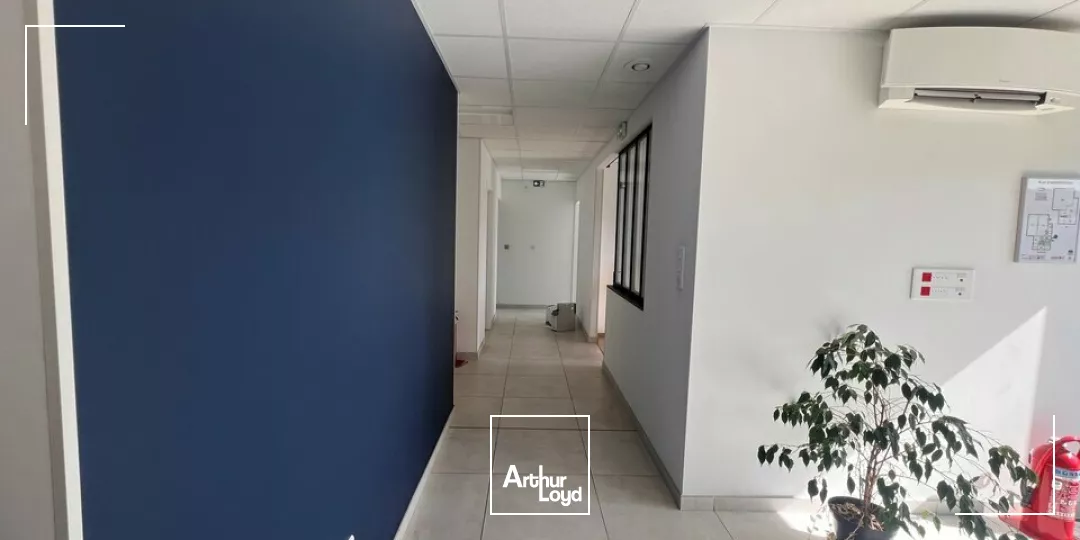 TOURS SUD - JOUE - LIODIERE - A LOUER BATIMENT MIXTE DE 498 M² - 2 869 M² DE TERRAIN