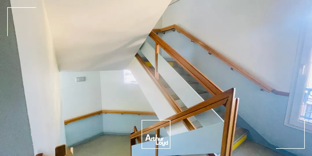 A LOUER - BUREAUX - 35 M2 - COMPIEGNE CENTRE-VILLE