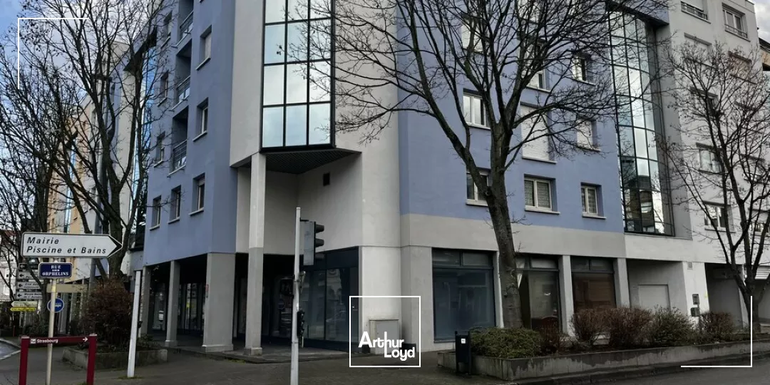 LOCAL COMMERCIAL à VENDRE de 281 m²