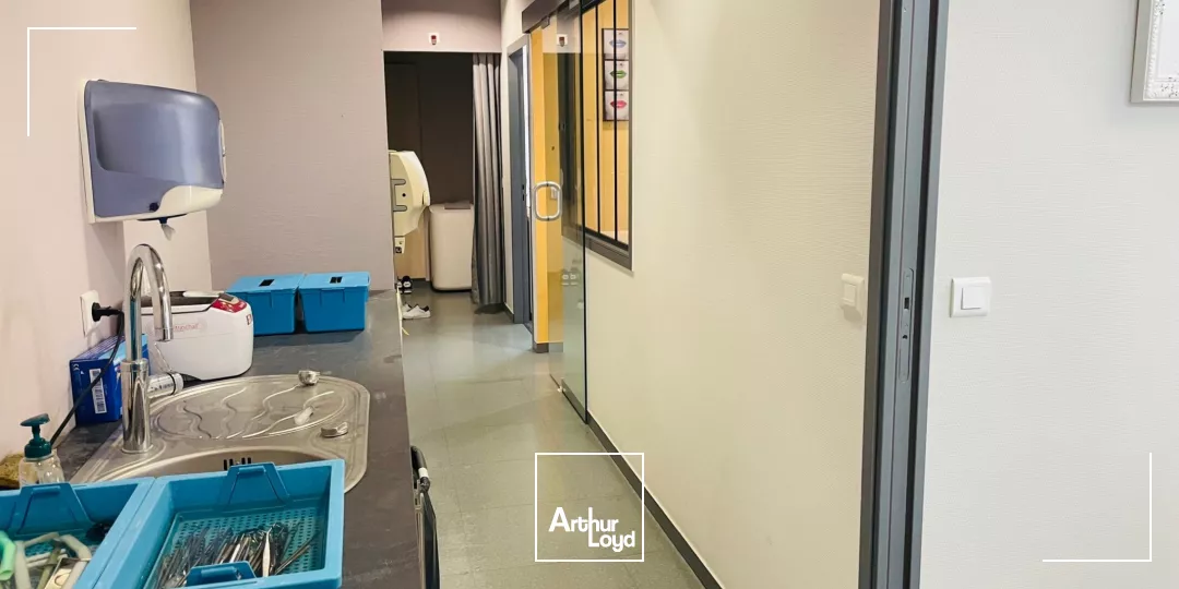 A LOUER LOCAL ST NAZAIRE 82M2 CENTRE VILLE