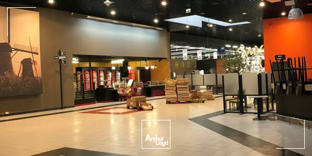 LOCAL COMMERCIAL à LOUER de 1000 m²