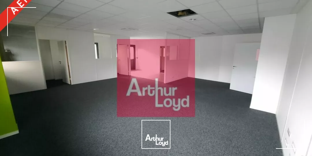 BUREAUX A LOUER AUBIERE 460M² + 19 STATIONNEMENTS