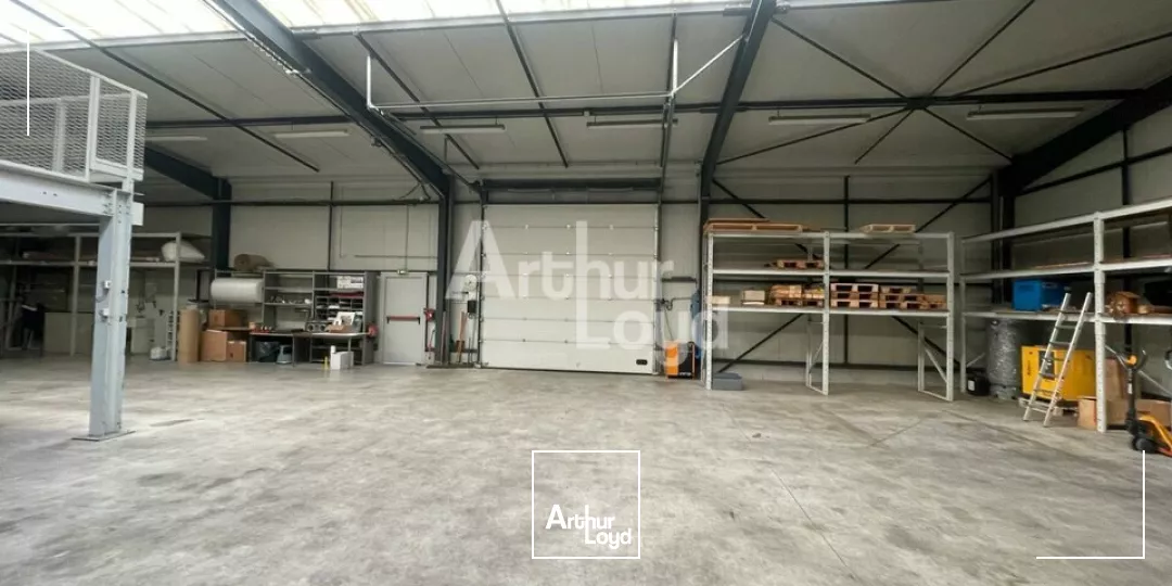 VENDOME - VENTE LOCAL D'ACTVITE DE 680 M² - ZONE INDUSTRIELLE
