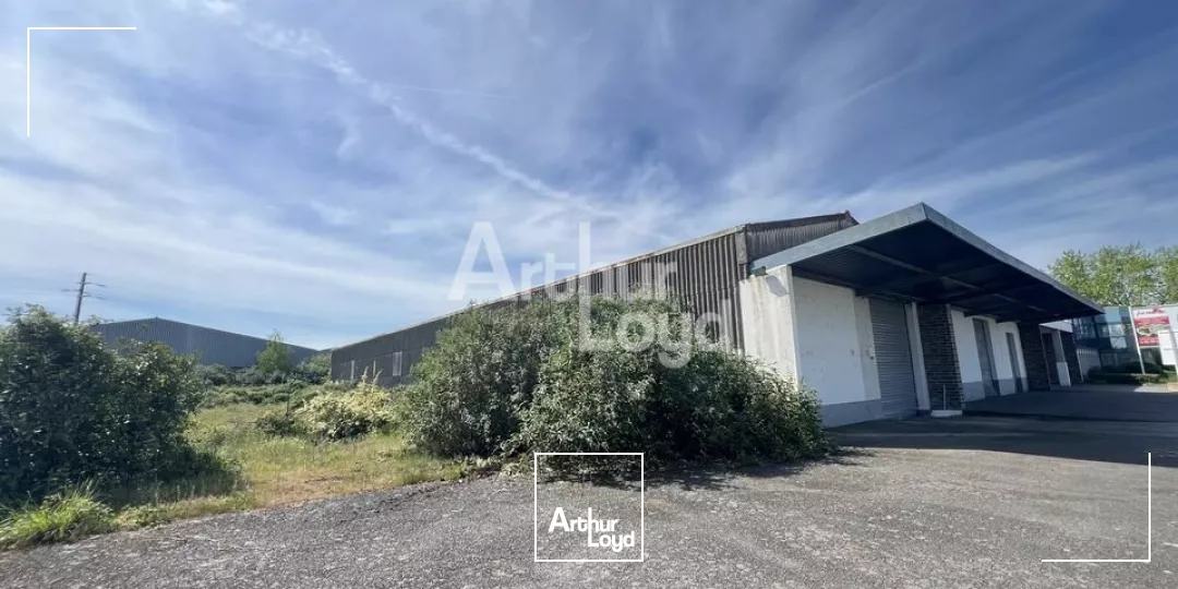 Entrepôt très bien positionné au sein de la ZI Ouest de Rennes