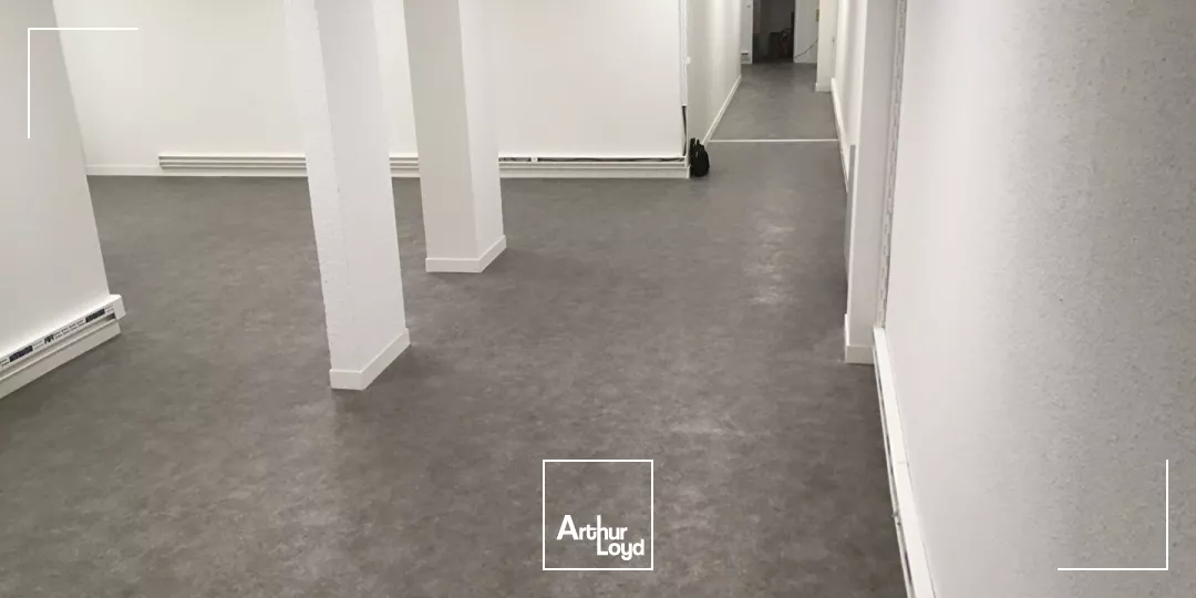 Limoges bureaux PROCHE DENIS DUSSOUBS 114 m2 PMR