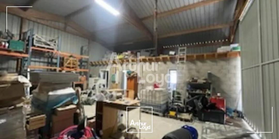 ROMORANTIN-LANTHENAY - LOCATION LOCAL D'ACTIVITE DE 218 M² - ZONE D'ACTIVITE