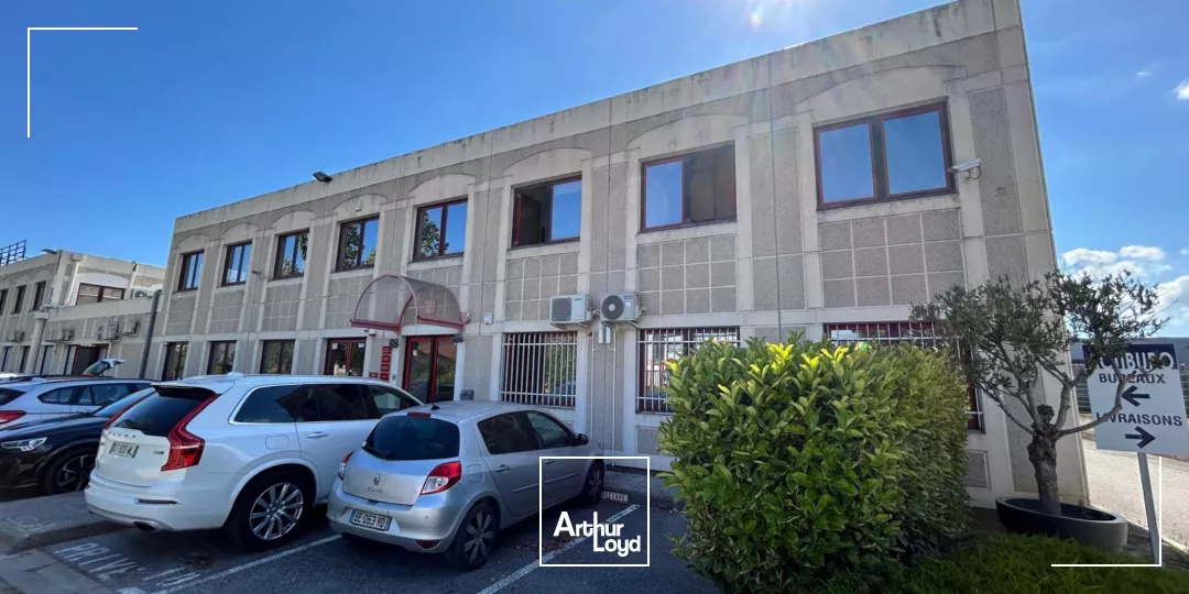 Bureaux à louer avec accès et visibilité autoroute - Aubagne
