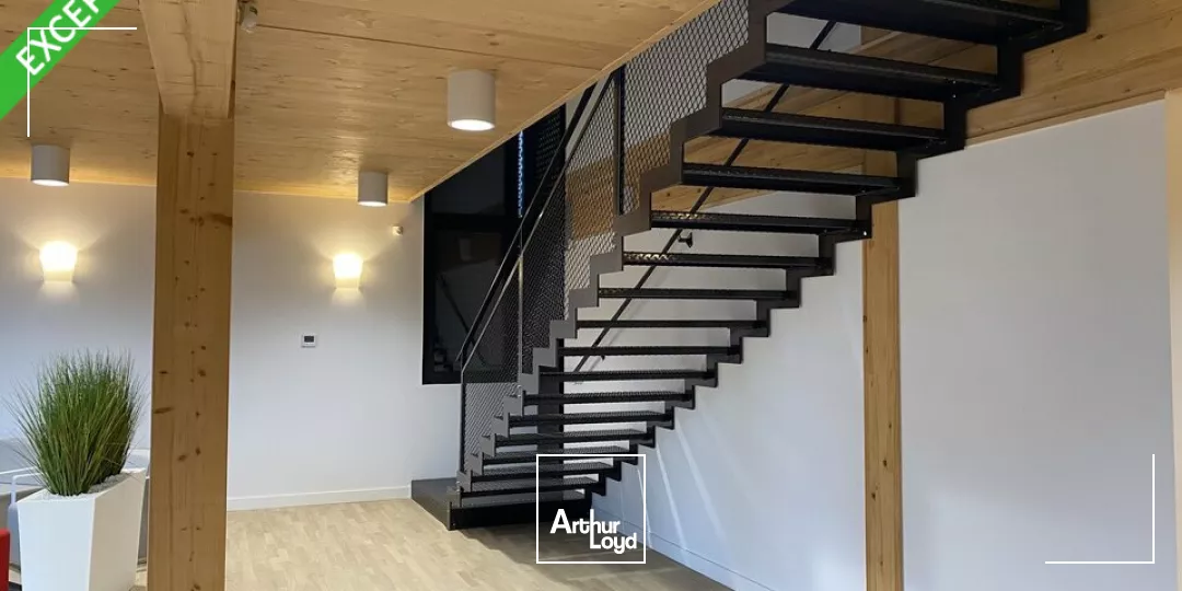 VALENCE Sud, ZA de Clairac, à louer bureaux récents de plain pied - Belles prestations - Parking privatif