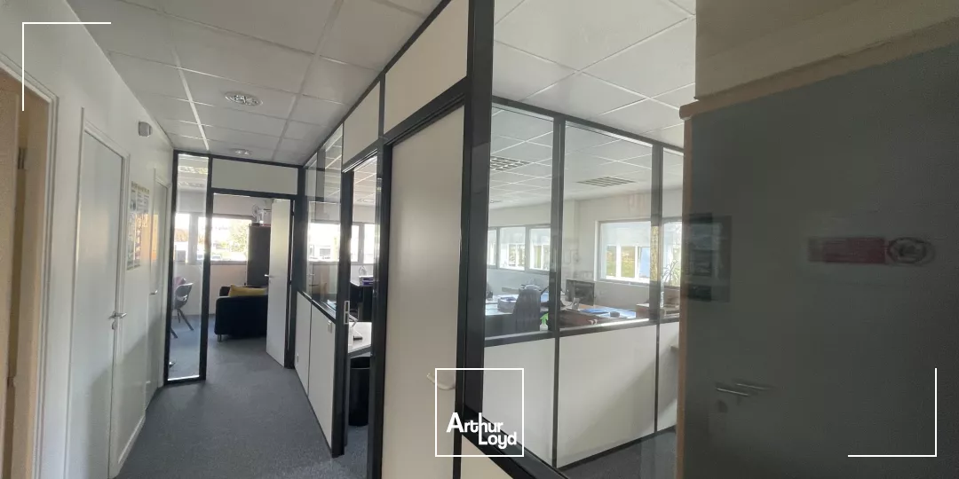 Bureaux à louer à MONT SAINT AIGNAN 76130