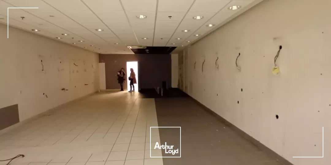 A LOUER- Galerie Commerciale Chalon Nord