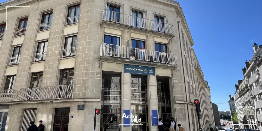 BUREAUX A LOUER A VENDRE ERP5 CENTRE NANTES