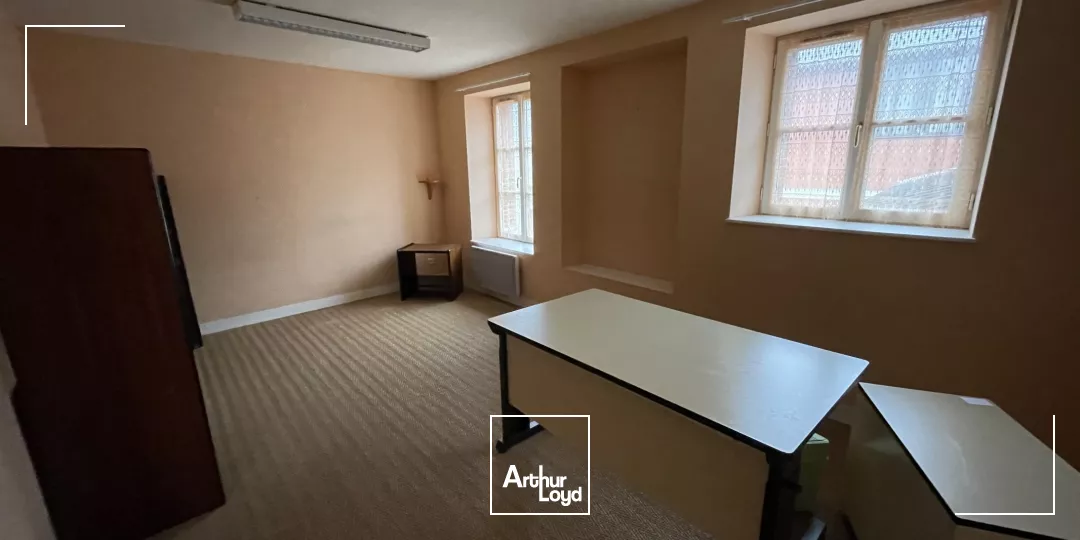 Locaux d'activité à vendre à VERNEUIL SUR AVRE 27130