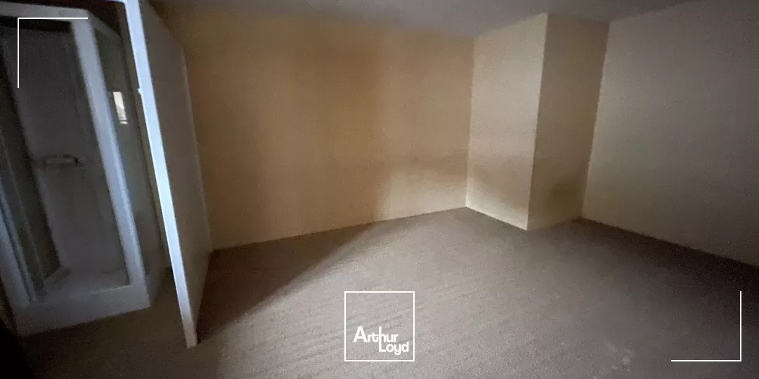 Locaux d'activité à vendre à VERNEUIL SUR AVRE 27130