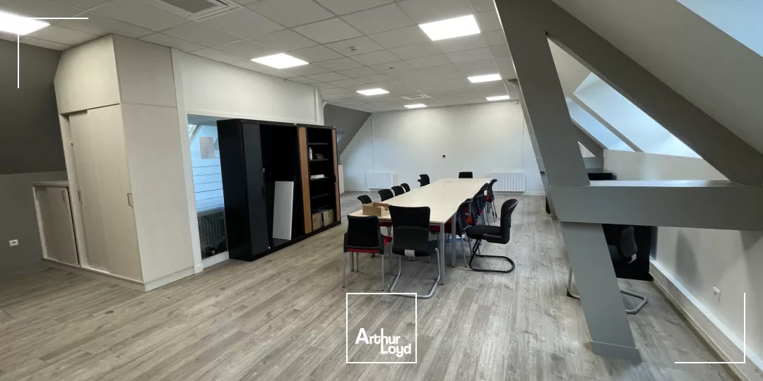 PLATEAU DE BUREAUX - A LOUER - CENTRE-VILLE DE BEAUVAIS