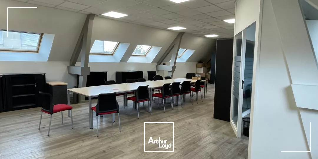 PLATEAU DE BUREAUX - A LOUER - CENTRE-VILLE DE BEAUVAIS