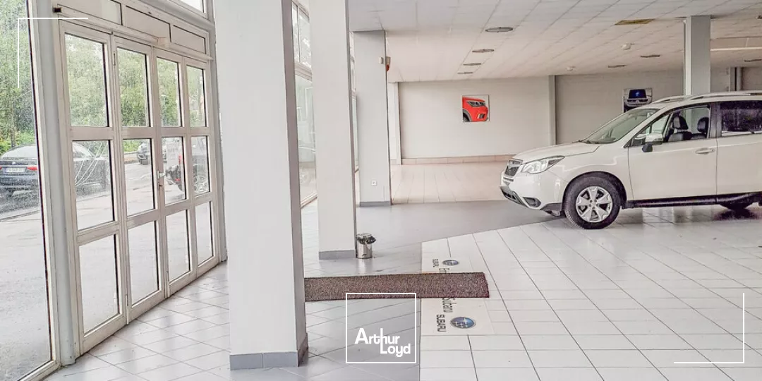 LOCAL COMMERCIAL location à BRIVE LA GAILLARDE 19100