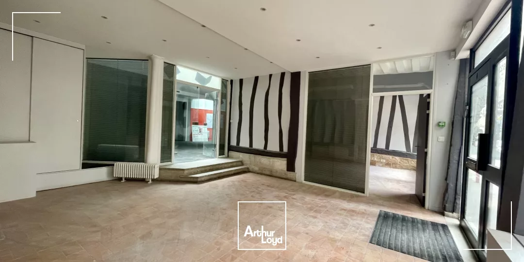 Locaux commerciaux à louer à ROUEN 76000