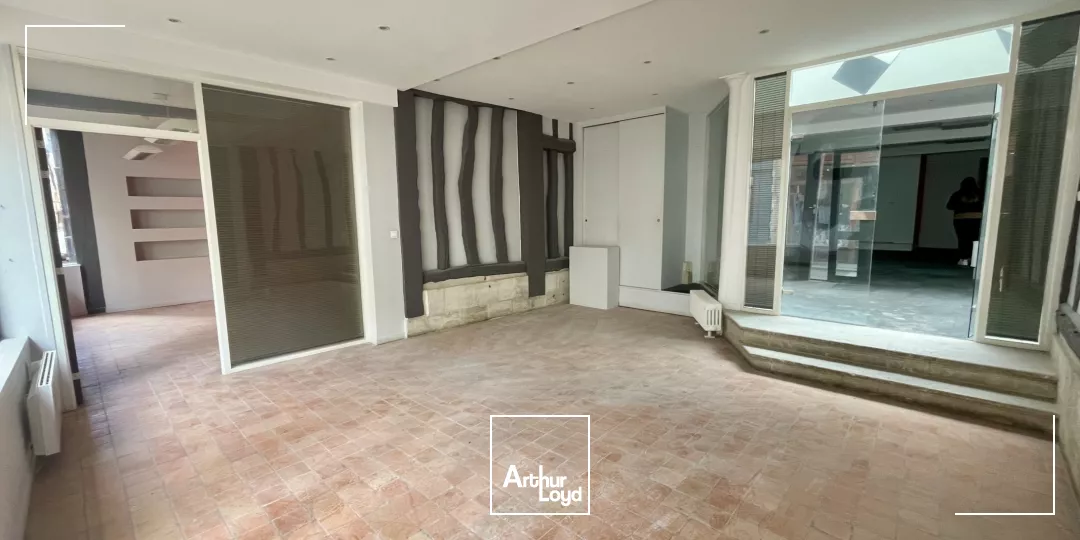 Locaux commerciaux à louer à ROUEN 76000