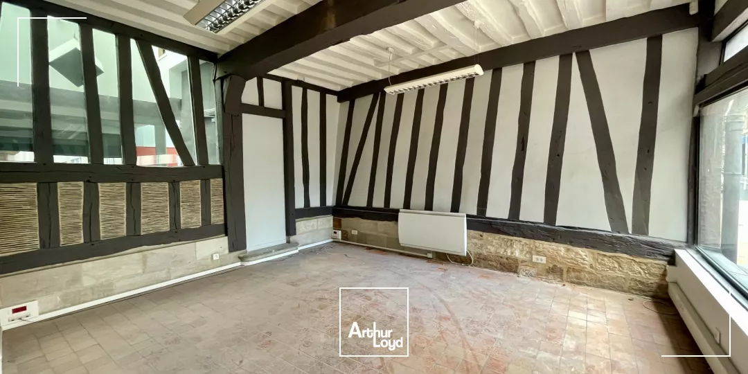 Locaux commerciaux à louer à ROUEN 76000