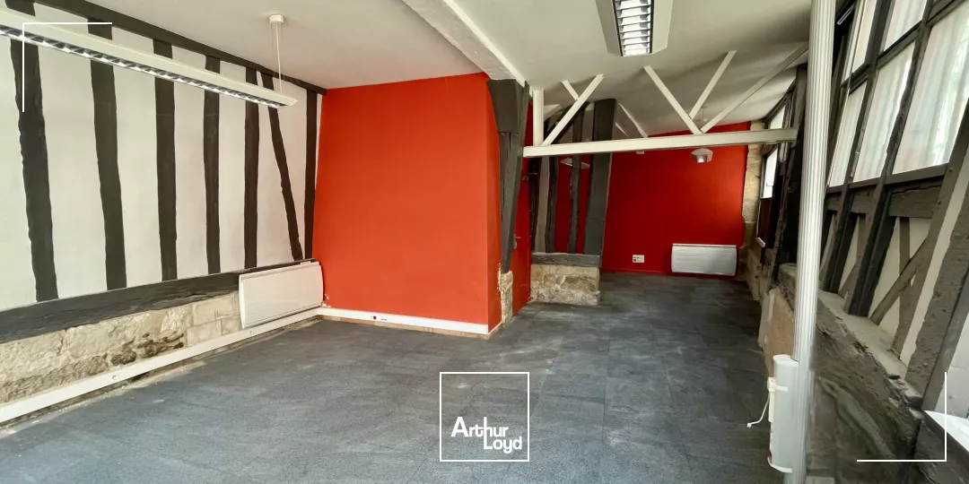 Locaux commerciaux à louer à ROUEN 76000