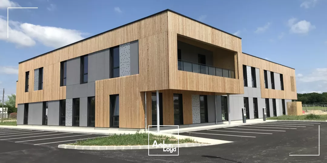 PLATEAUX DE BUREAUX À LOUER À PARTIR DE 179 M2 À LACROIX-SAINT-OUEN