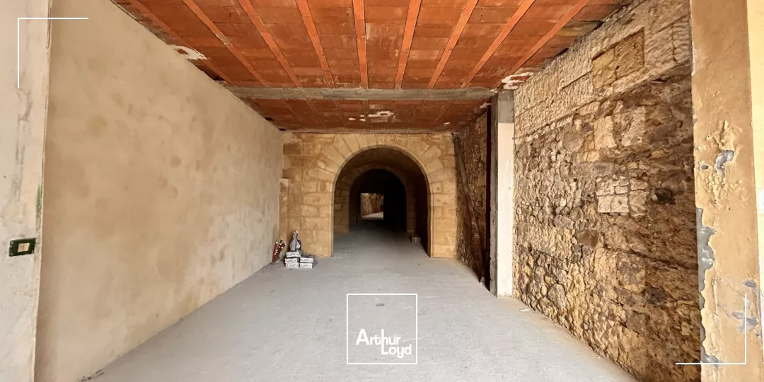 A LOUER - BUREAUX 340 M² - BORDEAUX CHARTRONS