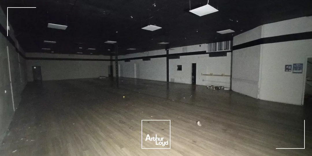 A vendre Local commercial Panazol 530 m²