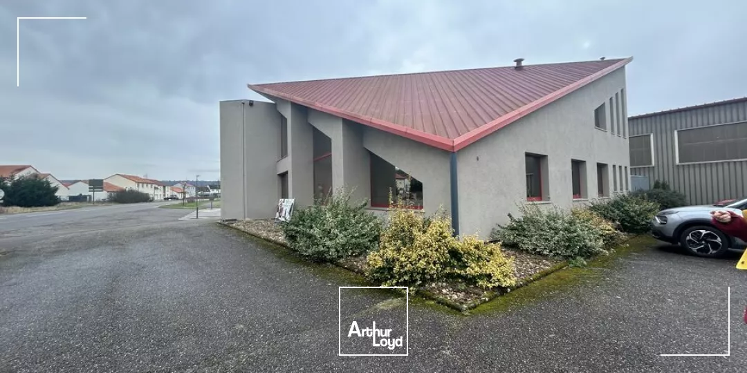 LOCAL D'ACTIVITE - ENTREPOT à LOUER de 1827 m²