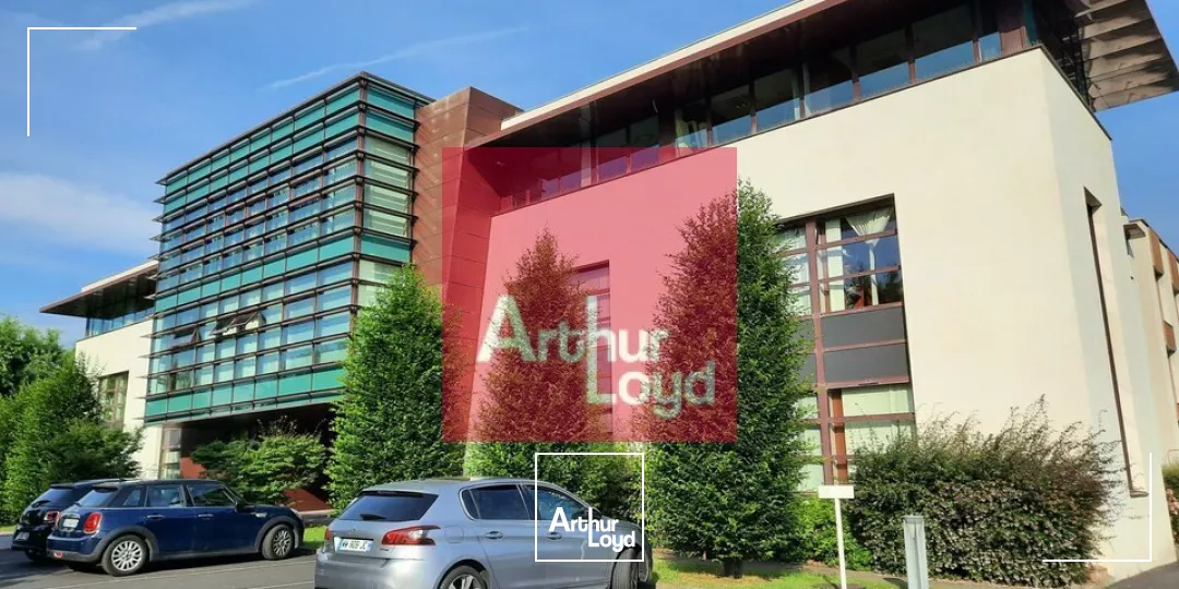 CLERMONT-FERRAND LA PARDIEU A LOUER BUREAUX 701 m² - ETAGE